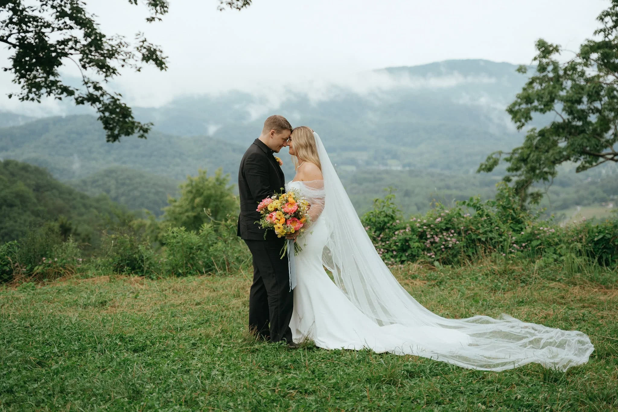 Foothills parkway elopement Smoky Mountains Elopment ceremony at sunset on the rainy day