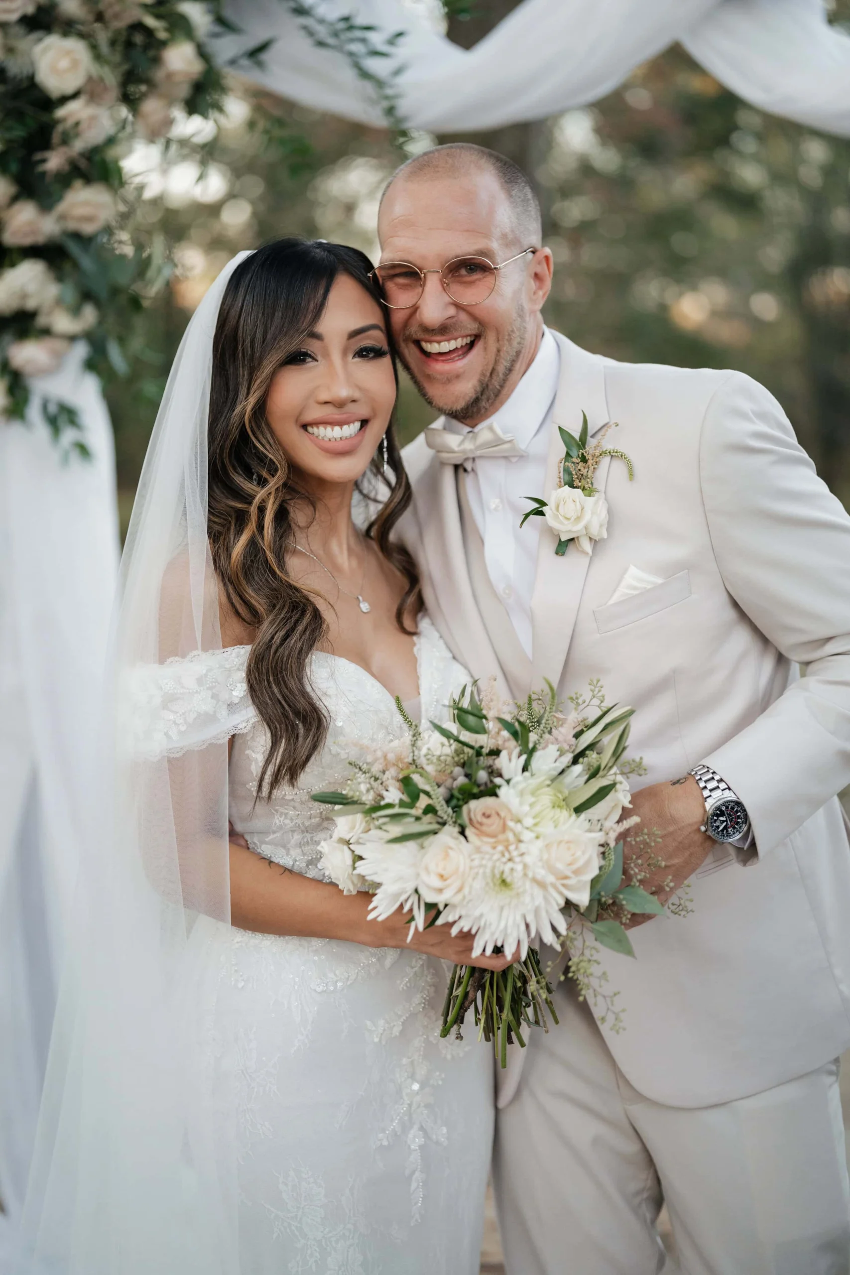 Nina and Jason’s warm fall wedding at Iriswoods in Lebanon, Tennessee with golden autumn foliage.